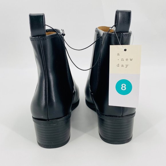 A New Day Womens Black Ellie Chelsea Boots Faux Leather 8 Moto Streetwear Biker - Picture 6 of 8